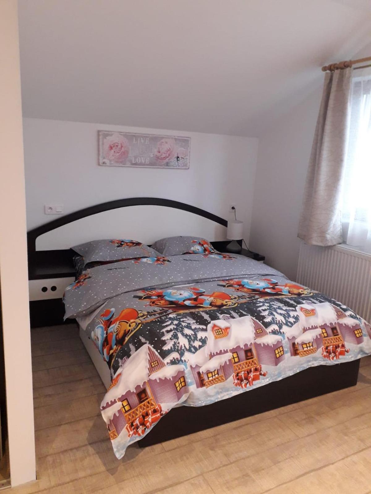 Cazare Regim Hotelier Zărneşti 외부 사진